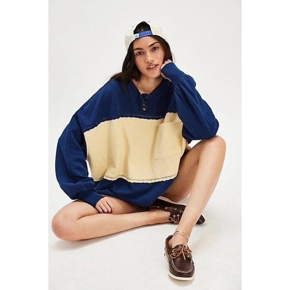 Free People Strawberry Sweatshirt Top Pullover Colorblock Ribbed Blue XS 284050